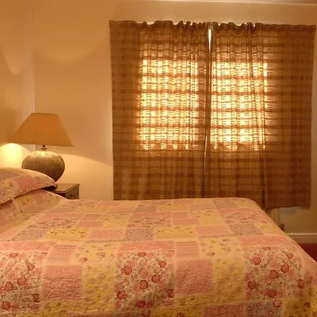 Bed & Breakfast Oaklands Letterkenny