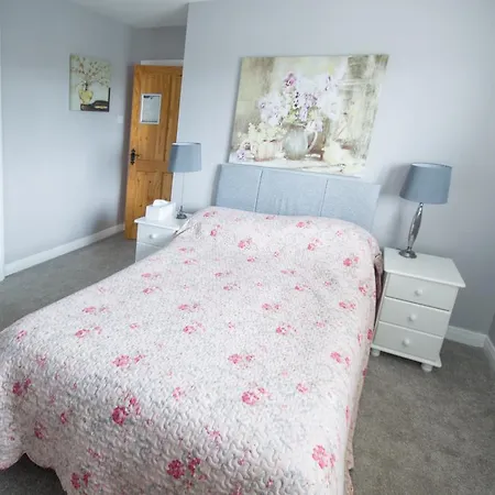 Bed & Breakfast Oaklands